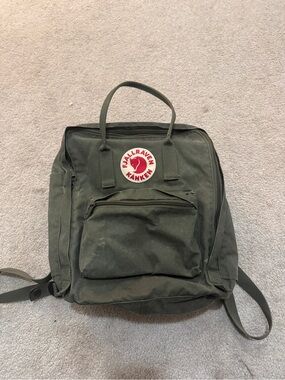 Fjallraven Kanken Green Backpack